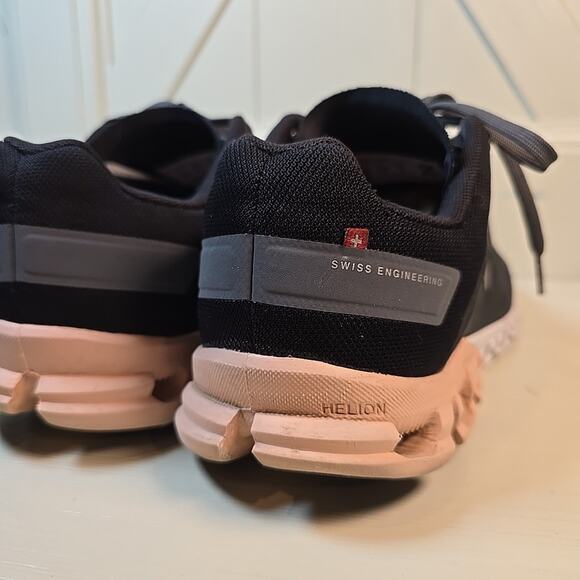 On Cloud Womens Swiss Running Athletic Shoes Cloudtec Helion Gray Size 8 - Picture 4 of 13